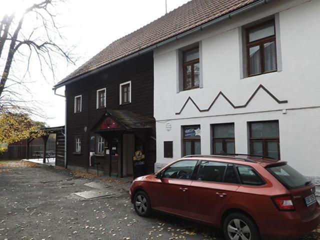 Drevenka Hotel Provodin Luaran gambar